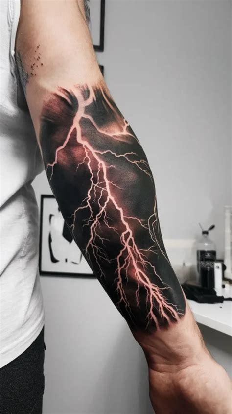 11 Wild Lightning Tattoo Designs To Inspire You Elegant Look 11 Wild Lightning Tattoo Designs To Inspire You Elegant Look