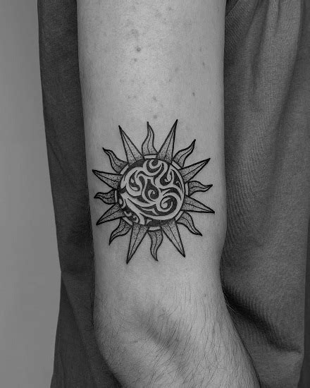 20 Best Tribal Sun Tattoo Designs Suitable For Everyone