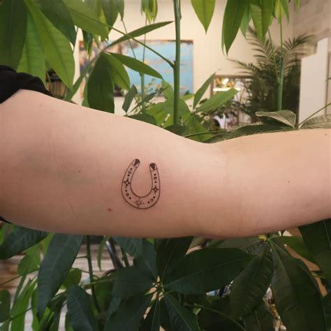 20 Distinguished Horseshoe Tattoo Ideas And Meanings 20 Distinguished Horseshoe Tattoo Ideas And Meanings