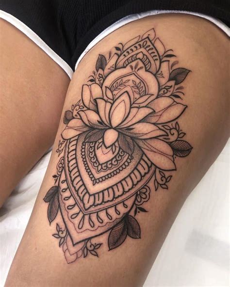 20 Mesmerizing Thigh Tattoo Ideas That Steal Attention