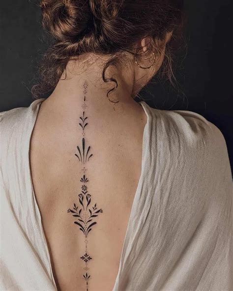 22 Beautiful Spine Tattoos For Women Body Artifact 22 Beautiful Spine Tattoos For Women Body Artifact