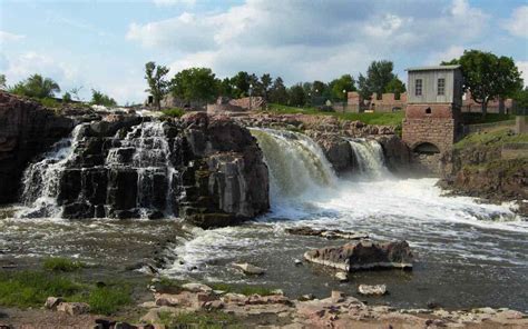 30 Must Visit Places In Sioux Falls Touristsecrets 30 Must Visit Places In Sioux Falls Touristsecrets