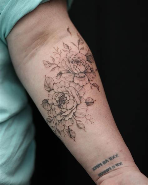 30 Timeless Flower Tattoo Ideas 30 Timeless Flower Tattoo Ideas
