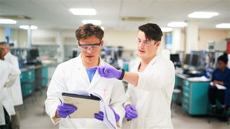 5 Reasons To Study Pharmacology At Bath