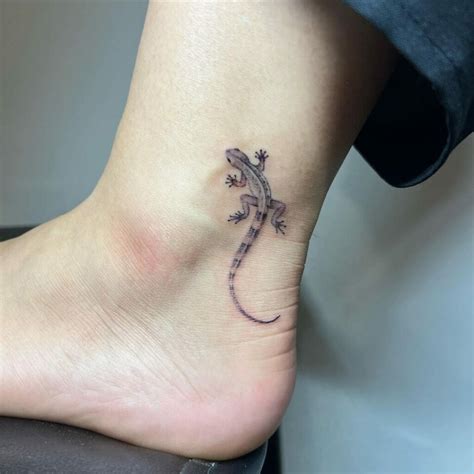 5 Styles Of Tattoos That You Must Know About Lizard S Skin Tattoos