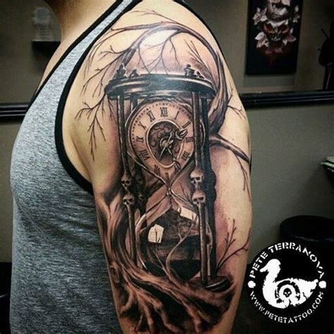 60 Hourglass Tattoo Ideas Art And Design Mouwtatoeages Tatoeage Idee N Horloge Tatoeages