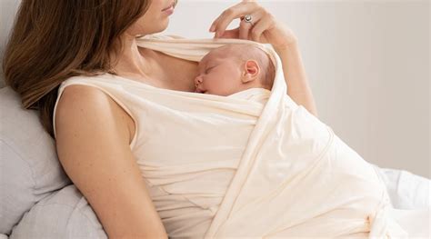 7 Best Nursing Clothes Brands According To Moms 7 Best Nursing Clothes Brands According To Moms