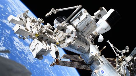 All You Need To Know About The International Space Station S 25 Years In Orbit