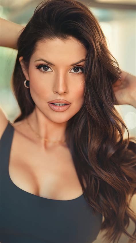 Amanda Cerny Wallpaper 1920X1080 Amanda Cerny Tiktok Star Hd Phone
