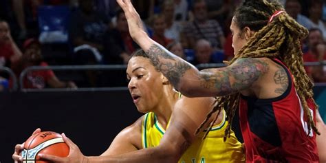 Cambage Talks About Mental Health After Leading Aces To Win Fox News