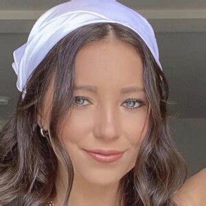 Chloe Love Rosenbaum Instagram Star Age Birthday Bio Facts Family Net Worth Height Chloe Love Rosenbaum Instagram Star Age Birthday Bio Facts Family Net Worth Height