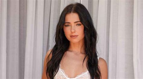 Chloe Rosenbaum Age Net Worth Boyfriend Facts Bio Wiki Chloe Rosenbaum Age Net Worth Boyfriend Facts Bio Wiki