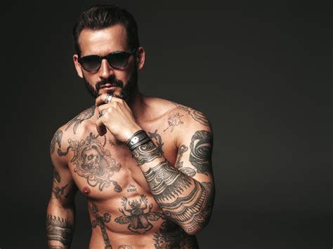 7 Cute Guy Tattoos