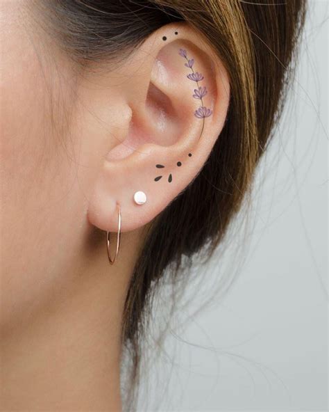 Ear Tattoos 31 Gorgeous Creative And Mostly Tiny Tats Artofit