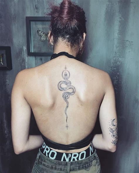 7 Ways Snake Tattoos