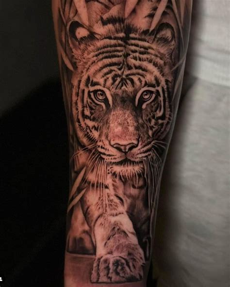 Explore 30 Unique Animal Tattoos By Club Tattoo Artists