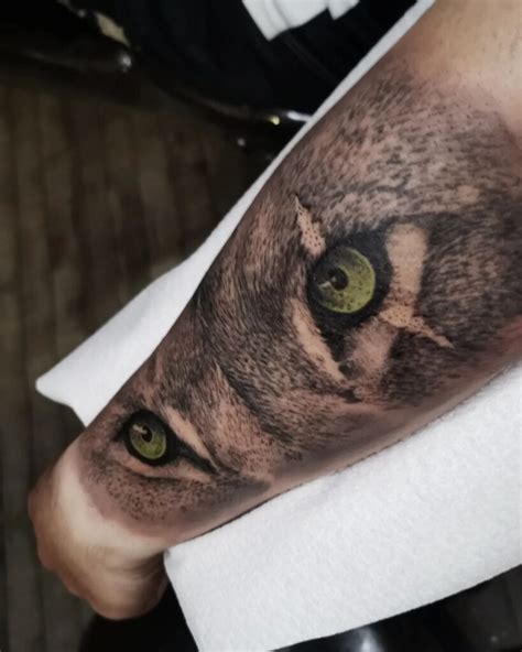 5 Lion Eye Tattoo Designs