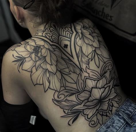 Feminine Back Piece Tattoo Ideas