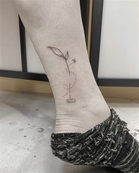 Fine Line Tattoos 7 Essential Tips To Keep Them Looking Fresh Certified Tattoo Studios