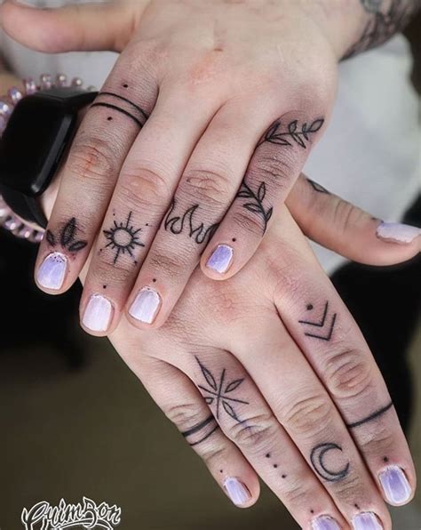 Hand And Finger Tattoos Finger Tattoo For Women Finger Tattoo Designs Finger Tats Hand