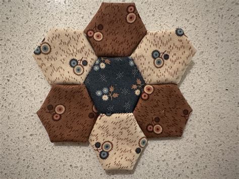 Hexagon Flowers Antique Inspired Susies Scraps Com