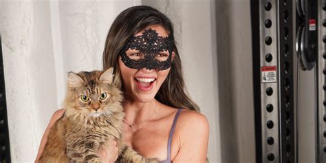 How An Onlyfans Star Earned 60 000 From A Marathon Livestream Business Insider