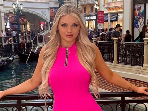 How Much Money An Onlyfans Star In The Top 0.1% Earns Per Month - Business Insider How Much Money An Onlyfans Star In The Top 0.1% Earns Per Month - Business Insider