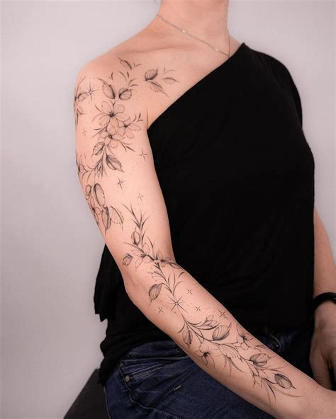 Hydrangea Loved Working On This Piece I M Exploring Ideas For Floral Arm Sleeve And Leg Concepts Are There Any Flowers Or Botanicals You D Like To See Hydrangeatattoo Floraldesign Botanicaltattoo Melbournetattoo Hydrangea Loved Working On This Piece I M Exploring Ideas For Floral Arm Sleeve And Leg Concepts Are There Any Flowers Or Botanicals You D Like To See Hydrangeatattoo Floraldesign Botanicaltattoo Melbournetattoo