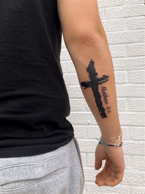 I Had The Pleasure To Do This Trad Esque Cross And Scripture For A Clients Birthday Cross Traditional Tattoo Dentontattooartist Dfwtattooartist Boldtattoos I Had The Pleasure To Do This Trad Esque Cross And Scripture For A Clients Birthday Cross Traditional Tattoo Dentontattooartist Dfwtattooartist Boldtattoos