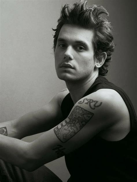 John Mayer Posing With Tattoo On The Arm 8X10 Photo Print