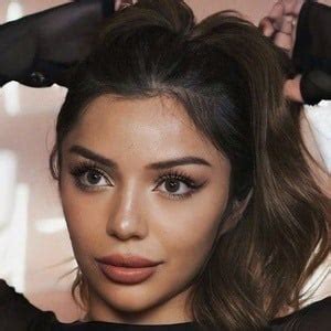 Katiana Kat Fashion Trends