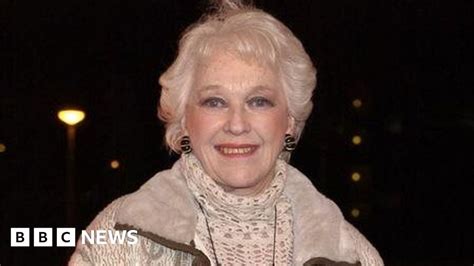 Katie Boyle Dead Former Eurovision Host And Actress Dies Aged 91 Uk News Express Co Uk