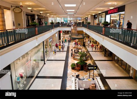 King Of Prussia Mall Hi Res Stock Photography And Images Alamy