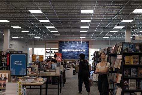 Large Bookstore Opens In San Marcos The University Star