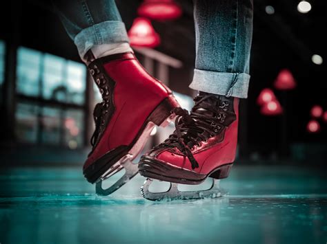 Learn How To Ice Skate As An Adult 5280 Learn How To Ice Skate As An Adult 5280