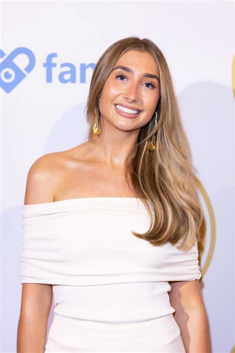 Lily Phillips News Us Weekly