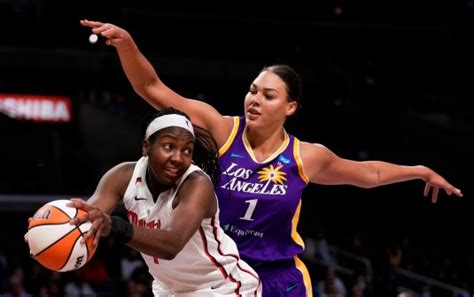 Los Angeles Sparks Part Ways With 6 Foot 8 Liz Cambage San Diego Union Tribune
