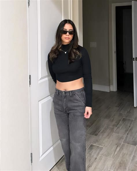 Lovelylo Medium Lovelylo Medium