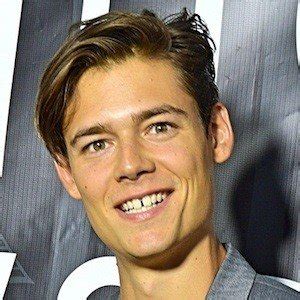 Mario Adrion Age Bio Family Famous Birthdays Mario Adrion Age Bio Family Famous Birthdays