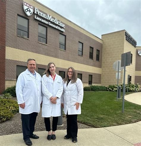 Members Of Penn Medicine Lancaster General Health S Life Support Team Spent Their Valentine S Day Morning Teaching Community Members How To Save A Heart With Free Cpr And Aed Training At The Suburban
