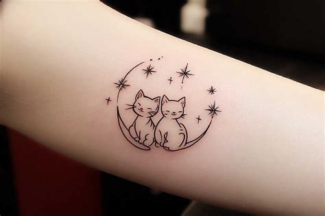 Minimalist Cat Tattoo Guide Tiny Ink Huge Heart