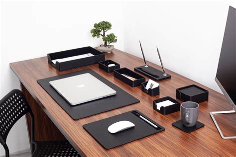 Modern Desk Essentials For Your Office Werk Set