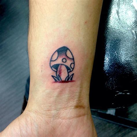 7 Mushroom Tattoo Ideas