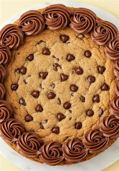 My Best Chocolate Chip Cookie Cake Recipe My Best Chocolate Chip Cookie Cake Recipe