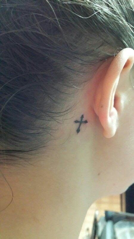 My Second Tattoo A Small Cross Behind The Ear Like The Rest Of The Women Of My Family It Took Less Than 5 Minutes And I Barely Felt It Also Who Knew