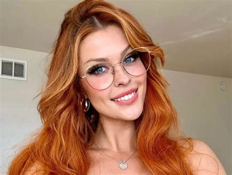 Onlyfans Elly Clutch Sharing A Bed With My Link