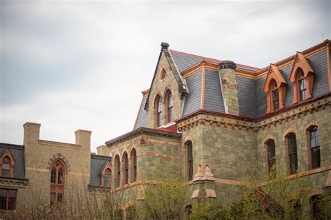 Penn Abroad Terminates Penn English Program In London Amid Budget Constraints The Daily Pennsylvanian