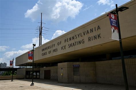 Penn Students Perform At Philadelphia Skating Club And Humane Society S 175Th Anniversary Gala The Daily Pennsylvanian