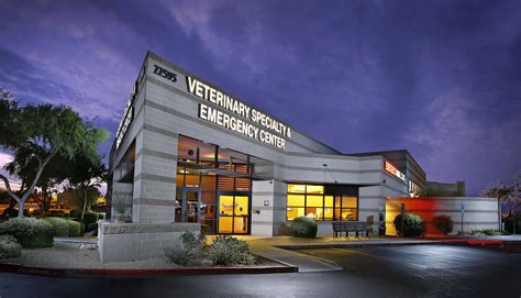 Penn Vet Emergency Care Veterinarian Penn Vet Animal Emergency And Trauma Hospital Veterinarian Clinic