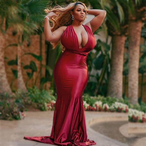 Persephanii Biography Age Net Worth Instagram Stephanie Nelson Model Height Birthday